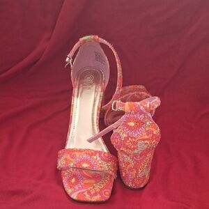 Vibrant Floral Women's Heels